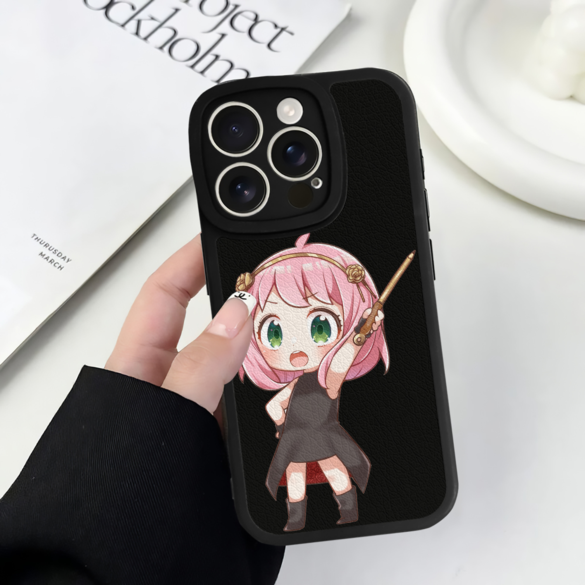 （画像用） SPY×FAMILY间谍家家酒 【iPhone 16シリーズ対応】シリコンスマホケース（レザー調） 材質：シリコン
